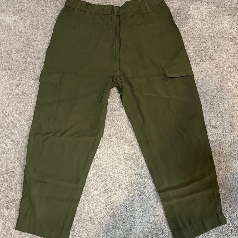 a new day Women’s Green Cargo Pants - Picture 9 of 10